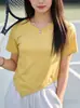 Nueva camiseta de manga corta para mujer, dulce y sencilla con un diseño único, cuello redondo, corta y chic, con hombros rectos, adecuada para el verano
