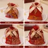 Bolsa de dulces para boda bolsa de dulces de satén impresa para boda bolsa de dulces de moda red bolsa de dulces de mano regalo de mano bolsa de dulces portátil de alta gama venta al por mayor