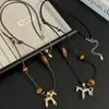 Collar Largo con Colgante de Caballo del Año Zodiacal con Cuentas para Mujer, Nicho de Gama Alta, Cadena para Suéter de Otoño e Invierno, Fácil de Combinar, Nuevo Estilo 2025