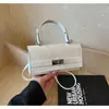 Bolso Bandolera Pequeño Cuadrado para Mujer 2026 Nuevo Elegante Lujo Ligero Gran Capacidad Simple con Textura de Cocodrilo Color Sólido
