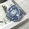Broche de Camelia de Tela Vaquera Suqi, Broche de Rosa con Flecos Hecho a Mano en 3D, Accesorios para Zapatos, Sombreros y Ropa