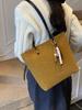 Bolsa Retro Fosca Transfronteiriça para Mulheres, Grande Capacidade, Nova Versátil Simples de Ombro Outono e Inverno 2026, Bolsa de Mão para o Trabalho