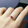 Anillo de Rubí Recién Cortado con Explosión de Color Fuego Super Limpio de Cristal Piedra Principal 4*5mm Plata S925 Incrustación de Precisión