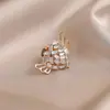 Broche Coração com Asas de Anjo Fivela Anti-Exposição para Decote Feminino Acessórios de Vestuário Corsage Broche Simples de Luxo de Alta Qualidade para o Verão
