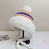 Bonito Sombrero de Peluche para Mujer en Invierno con Forro de Lana, Sombrero de Lana Tejido Engrosado, Protección para los Oídos, Cálido, Peludo, Sombrero Lei Feng del Noreste