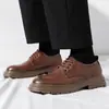 Outono de 2026 Novos Sapatos Sociais Masculinos de Couro com Solado Macio Estilo Britânico Sapatos Casuais de Couro Sapatos para Noivo Casamento Dropshipping