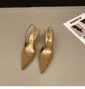 Elegantes sandalias de satén sin espalda con punta para mujer, primavera 2026, nueva tendencia de moda primavera-verano, zapatos casuales de tacón alto