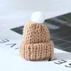 Directo de fábrica sombrero de lana tejido coreano accesorios decorativos de pompón de lana hechos a mano mini sombrero de Navidad al por mayor