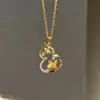 Colar Popular Xiaohongshu Banhado a Ouro Escovado Estilo Chinês Novo com Diamantes Brilhantes, Design de Lótus e Cabacinha, Corrente de Clavícula Estilo Nacional de Nicho
