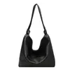 Bolsa de grande capacidade para mulheres 2023 nova moda bolsa de ombro retrô casual all-match underarm tote bag couro macio