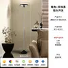 Lámpara de pie moderna minimalista de estilo nórdico, creativa, de diseñador, para decoración artística al lado del sofá de la sala de estar