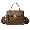 Bolso de Mano Simple Retro de Alto Valor para Verano 2026 para Mujer, Bolso Cruzado Único de Moda Nicho, Bolso para el Trabajo