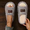 Chinelos de pelúcia quentes para outono e inverno, de ponta aberta, para uso interno, para mulheres, chinelos de algodão leves e confortáveis para mulheres, antiderrapantes para todas as estações, atacado