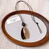 Colar com Pingente Oval Irregular de Corda de Cera Novo Estilo Chinês Retrô Versátil Corrente para Clavícula Joia de Nicho de Alto Padrão para Mulheres
