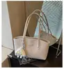 2026 Moda Retrô Grande Capacidade Textura Trançada Bolsa Feminina para o Dia a Dia Nova Casual Simples Tote Bolsa de Ombro Tendência