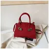 Bolso de Mano Retro Boston Súper Popular Transfronterizo para Mujer 2026 Nuevo Elegante Versátil Casual para el Trabajo Bolso de Hombro Único Cruzado