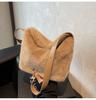 Bolso de Hombro Peludo de Moda Transfronterizo Moda Otoño e Invierno 2026 Bolso Cubo de Peluche para Viajar Bolso Cruzado Versátil de Moda