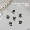 Nuevos Accesorios para Uñas con Diamantes Apilados Azul Claro, Diamantes Apilados Rectangulares con Acabado Azul Brillante, Corazón Torcido, Accesorios de Uñas de Lujo Accesibles