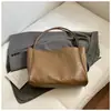 Bolsos 2025 Estilo Nuevo Bolsos Gran Capacidad Moda Femenina Aspecto de Alta Calidad Textura Suave de Cuero Bolso de Hombro Tote para Viajes