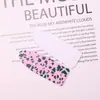 Mismo Estilo del Libro Rojo Estampado Leopardo Mate Acrílico Parche Impreso DIY Pinza Lateral Imán de Refrigerador Funda de Teléfono Móvil Agujero Zapatos