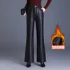 Pantalones gruesos para mujer con forro polar, pantalones de piel sintética, pantalones acampanados ajustados para otoño e invierno, pantalones largos de cintura alta a la moda, adelgazantes y favorecedores con cintura elástica