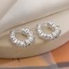 Australia Europa Antigua y América Pendientes de Aro Retro de Cobre Chapado en Oro de 18K Estilo Metal de Venta Caliente Nicho Femenino de Alta Gama Combinan con Todo Pendientes para Oficina Nuevos