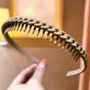 Grampo de Tubarão Grande para Cabelo Primavera/Verão 2025 para Prender o Cabelo na Parte de Trás da Cabeça, Acessórios de Cabelo para Mulheres, Grampo de Cabelo em Formato de Coração