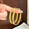 Pulsera de Hoja de Bambú Rayada de Oro Real Chapado en Cobre, Finamente Elaborada, Que No Se Desvanecerá Fácilmente, Pulsera Dorada Brillante y Resplandeciente para Mujer con una Superficie Interior Lisa