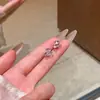 Pendientes de Cristal Púrpura Brillante Dulces Elegantes de Primavera y Verano Lujo Ligero Nicho Geométricos de Gama Alta Pendientes de Celebridad Cibernética