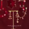 Pendientes Florales de Terciopelo Rojo Festivos de Año Nuevo para Mujer, Brazaletes para Orejas para Año Nuevo y Bodas, Pendientes de Borlas de Alta Gama para Mujer