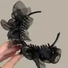 Pinza para el Pelo con Perla Oriental Estilo Niche 2025 Nuevo Pinza de Garra con Lazo para la Parte Trasera de la Cabeza Peinado Updo Pinza Tiburón Pasador