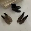 Botines Cortos de Cuero Suave Retro para Mujer 2025 Invierno Nuevos Versátiles de Nicho Punta Cuadrada Botas Chelsea con Aumento Interior Botas de Moda