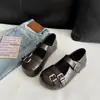 Sapatos Mary Jane de sola grossa para mulheres, novo estilo outono 2026, retrô francês, fivela de couro, bico redondo preto, sapatos pequenos de couro