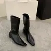 Primeiro Encontro Ji Chun Gen Marrom Maillard Botas de Cano Médio Botas de Cavaleiro Botas Femininas Outono/Inverno 2026 Preto Não Acima do Joelho