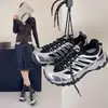 Novos Sapatos Femininos Primavera 2026: Tênis Casuais da Moda com Solado Grosso, Tendência, Versátil, Confortável, Design Original de Nicho, Dad Shoes