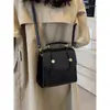 Mochilas de Otoño e Invierno para Mujer, Bolsos de Diseño de Nicho, Mochilas Cruzadas Versátiles de Moda Nueva 2025 para Mujer