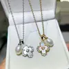 Moda Estilo Coreano Simple Fresco Perla de Agua Dulce Pez Dorado Pequeño Colgante Collar Nicho Gama Alta Versátil Cadena para Clavícula