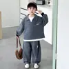 Roupas Infantis para Primavera e Outono de Comércio Exterior 2026 Novo Estilo de Outono Conjunto de Duas Peças com Gola Alta para Crianças Pequenas Roupa Casual de Duas Peças