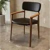 Mesas y sillas de estilo rústico para restaurantes de alta gama, cafeterías y restaurantes de fusión de moda y nicho que sirven cocina occidental, hechas de madera maciza