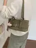 Bolsa de cintura de couro de alta qualidade para mulheres, novo design de moda 2026 com pingentes decorativos, grande capacidade, versátil e adequada para o trajeto diário