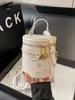 Bolsa Cubo con Estampado de Dibujos Animados Linda Estilo Coreano Bolso de Mano de Moda para Mujer 2026 Nuevo Bolso de Nicho para Mujer de Uso Diario
