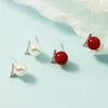 Pendientes de Letra V con Diamantes y Perlas, Sencillos y de Moda, Estilo Elegante y Femenino, Estilo Coreano y Japonés, Versátiles, Venta Directa del Fabricante, Modernos