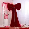 Grande Laço de Veludo Vermelho Decoração Pendente para Sala de Estar Árvore de Natal Parede de Fundo, Textura de Alto Padrão, Melhora Instantaneamente a Atmosfera