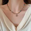 Colar Pingente de Aço Inoxidável com Pedras Coloridas e Cravejado de Diamantes, Corrente Clavicular de Luxo Leve de Alta Qualidade, Colar Estilo Étnico Retrô