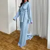 Novo estilo de outono de 2026 conjunto casual feminino de duas peças: top com gola, mangas sino e amarração, combinado com calça pantalona