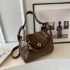 Bolso Cuadrado Pequeño de Moda Transfronterizo Gran Capacidad para Debajo del Brazo Nuevo Estilo Otoño 2026 Elegante Diseño de Hebilla Bolso Cruzado de Hombro Único para Mujer