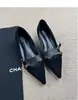 Em Estoque, Envio Imediato! Sapatos Slip-On Retrô Foscos com Bico Fino, Uma Única Fivela, Corte Baixo, Salto Escondido, Sapatos de Trabalho Versáteis e Estilosos