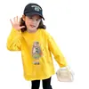 Camiseta básica para meninas, estilo primavera e outono, blusa infantil 100% algodão, nova camiseta de manga comprida 2026, roupa de outono para meninas com gola redonda
