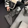 Encuentro Primer Temporada Botas de Nieve de Caña Alta Grises para Mujer Invierno Más Terciopelo Engrosadas Cálidas Zapatos de Algodón Hebilla de Cuero Suela Gruesa Aumentan la Altura Uso Bidireccional