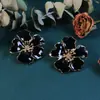 Qingdao Joyería Antigua Media Pendientes Dulces Distintivos de Nicho Retro Francés Flor de Vidrio Diamantado Pendientes de Lujo Ligero de Moda